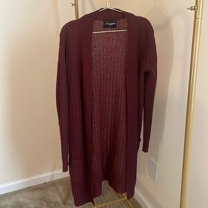 Cute burgundy cardigan size M